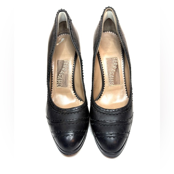 Ferragamo Black Leather Scalloped Heels | 6 - Picture 4 of 12